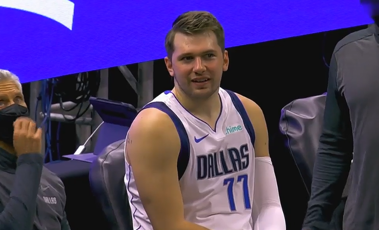  东契奇伤退独行侠遭遇三连败危机  