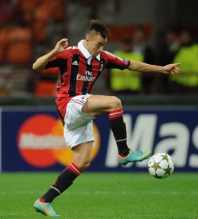  那不勒斯反击犀利无比，快速转换连入三球轻取莱切