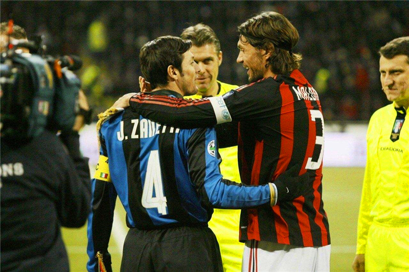  AC米兰年轻中卫崭露头角零封对手收获宝贵三分