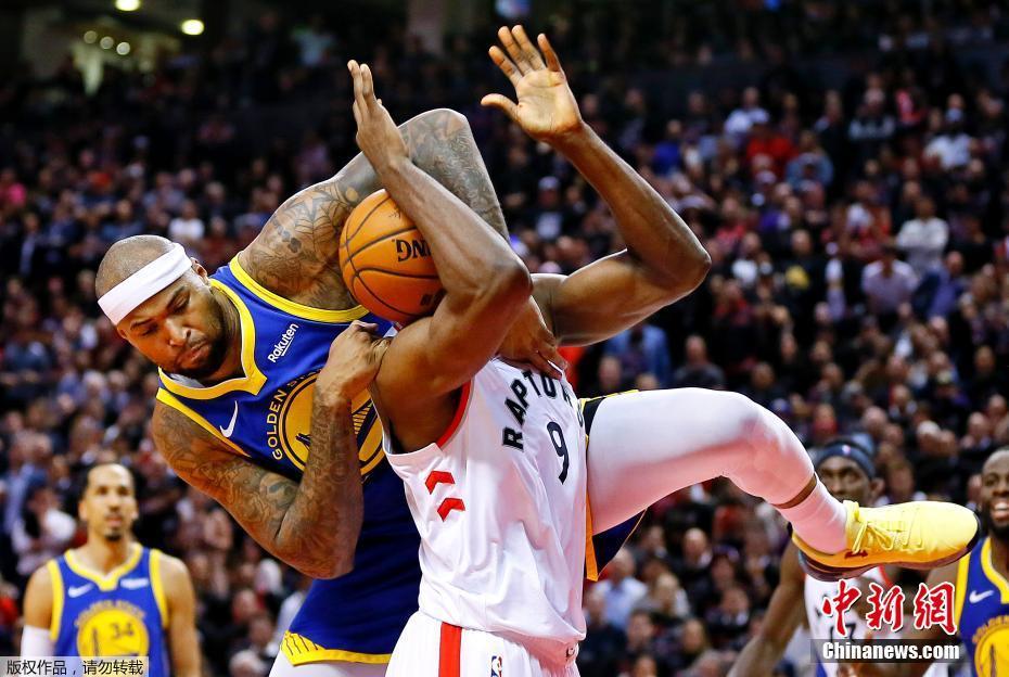  西亚卡姆统治内线猛龙主场击退公牛