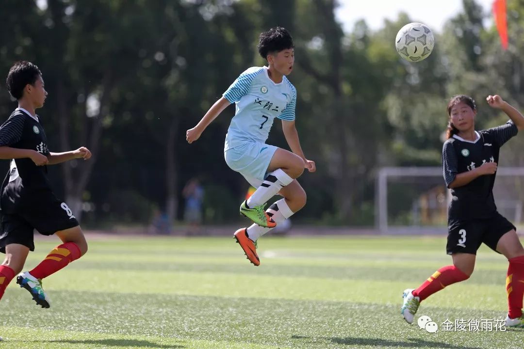 里昂中场核心伤愈复出,球队战绩迎来显著提升