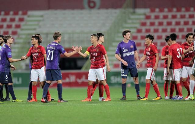 那不勒斯锋线火力全开,四球大胜延续领跑态势